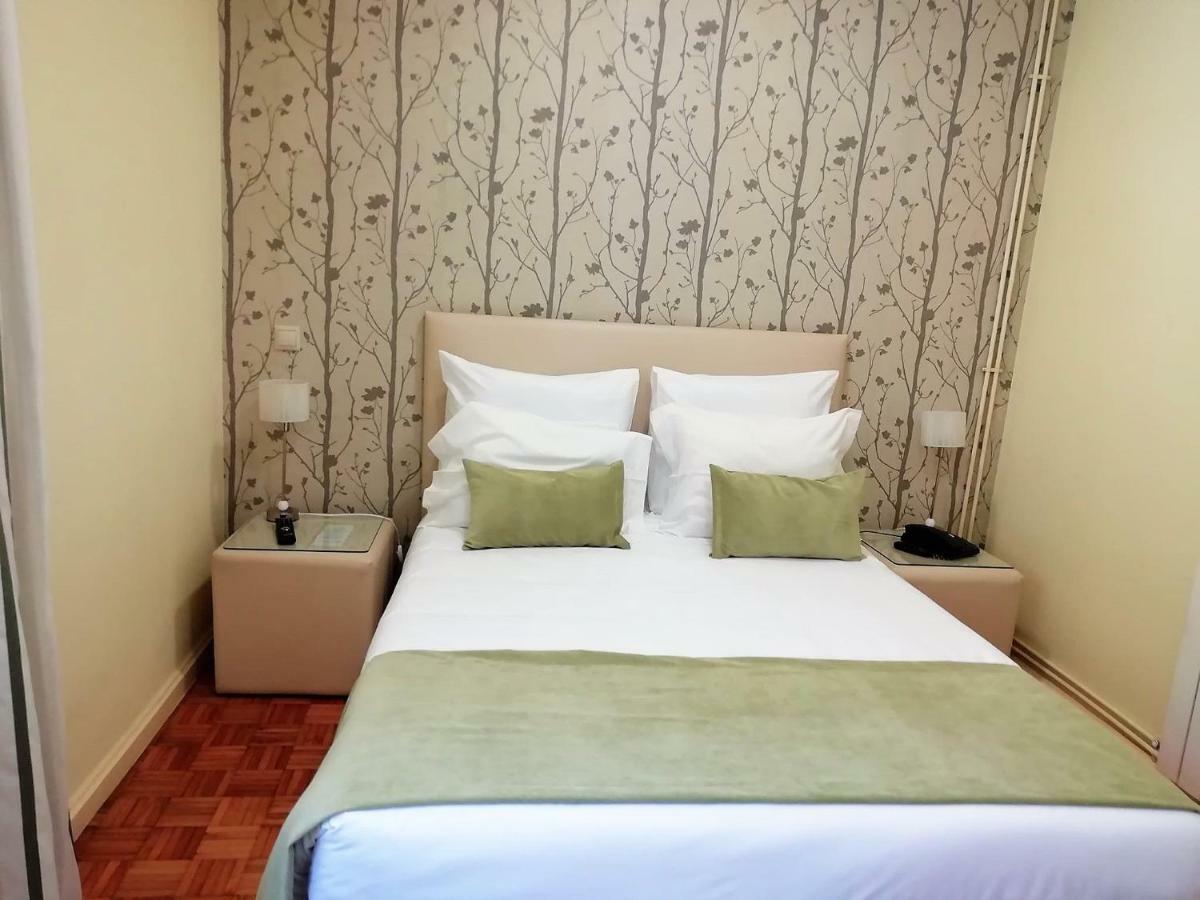 Adelaide Hotel Geres Exterior foto