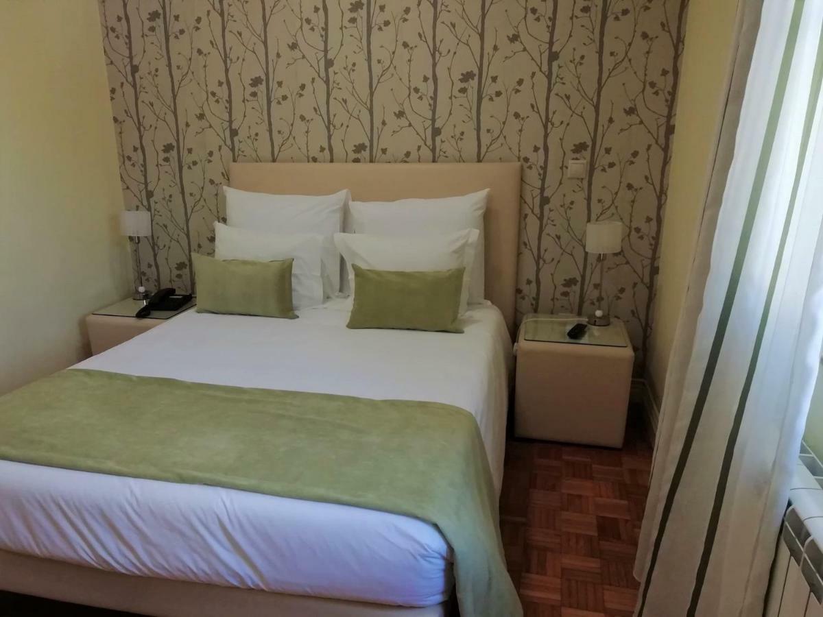 Adelaide Hotel Geres Exterior foto